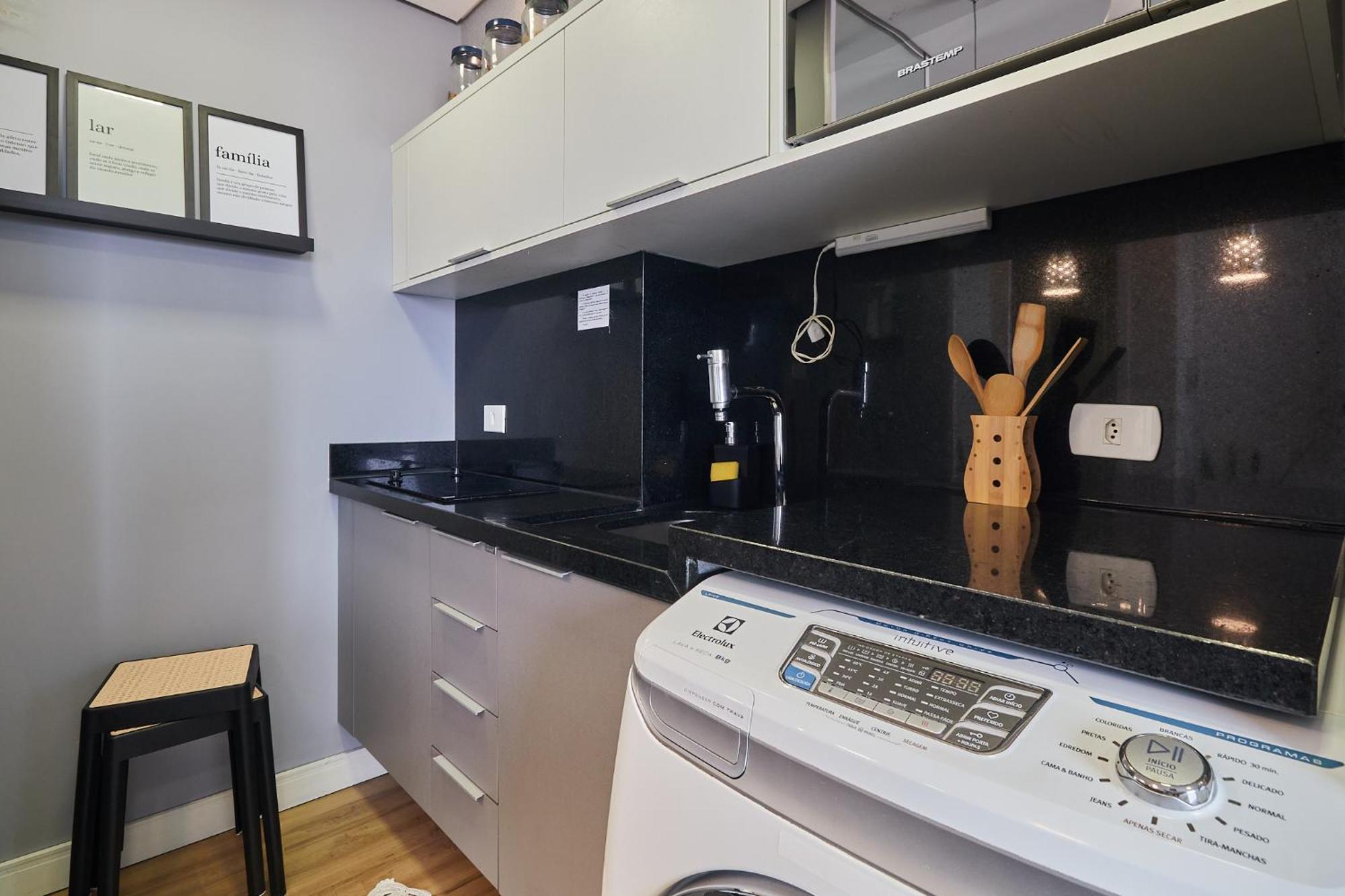 Estudio Aconchegante No Centro De Curitiba - Ar Condicio E Localizacao Perfeita! Kültér fotó